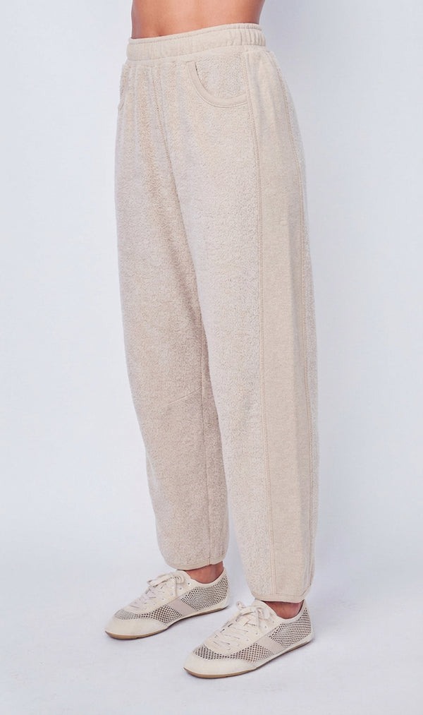 Stateside Plush Fleece Barrel Pant In Cream