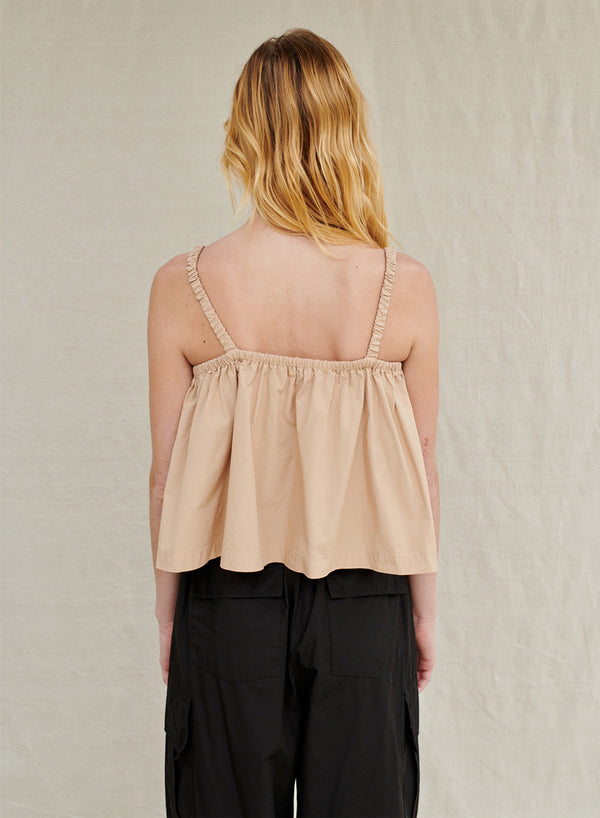 Stateside Structured Poplin Swing Top In Wheat