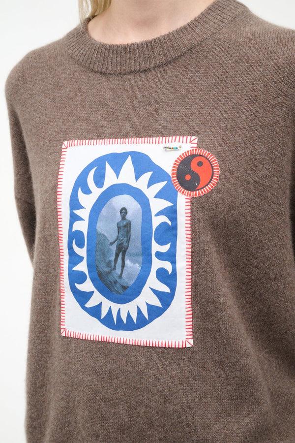 Staud SERRANO CASHMERE RELAXED CREW TRUFFLE PATCHWORK