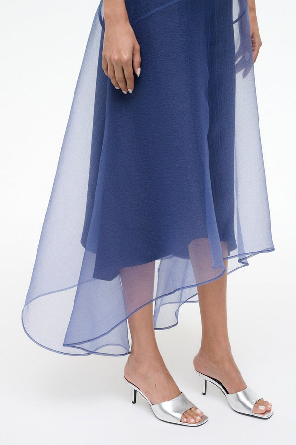 Staud BEA MULE SILVER