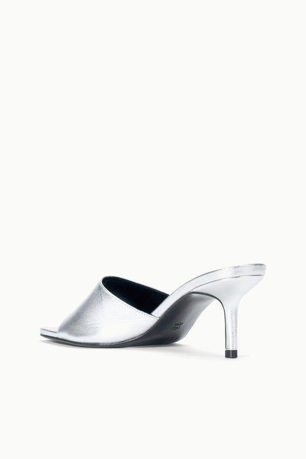 Staud BEA MULE SILVER