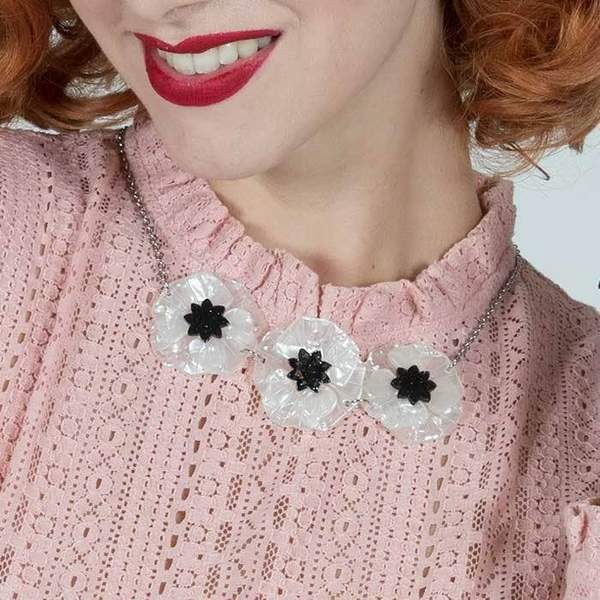 Steady Clothing Poppy Field Necklace In White