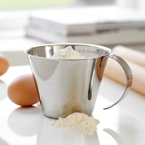 steel function MEASURING JUG 1/2 ltr