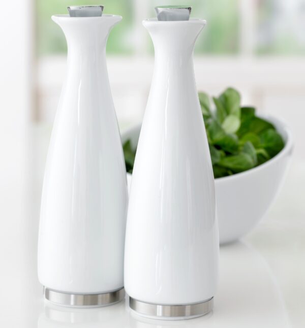steel function OIL & VINEGAR SET IN PORCELAIN