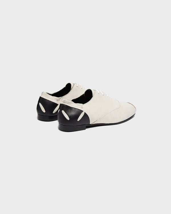 Stefan Cooke Slashed Dancer Shoe In Off White Suede