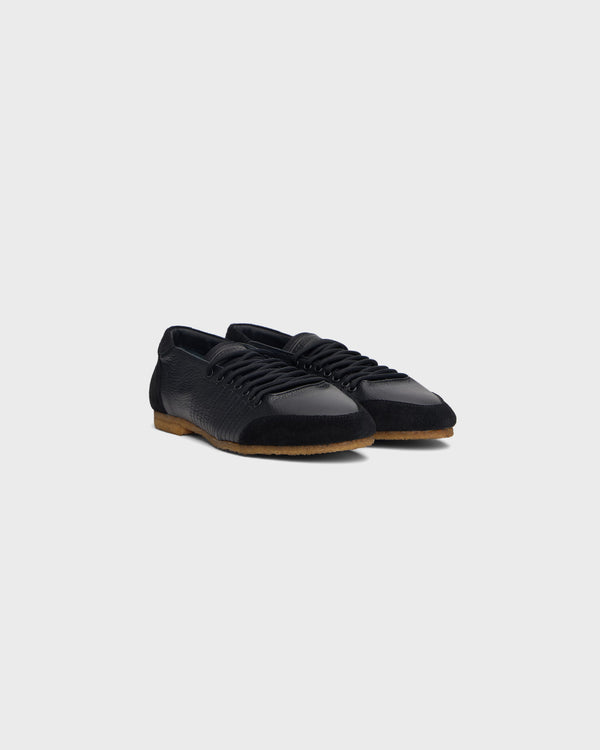 Stefan Cooke Laced Trainer In Black Grain Leather