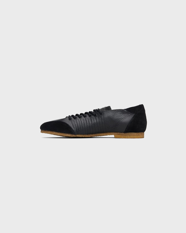 Stefan Cooke Laced Trainer In Black Grain Leather