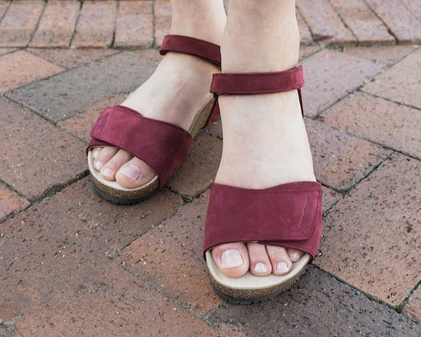 Stegmann Women's Freya Leather Wedge Sandal