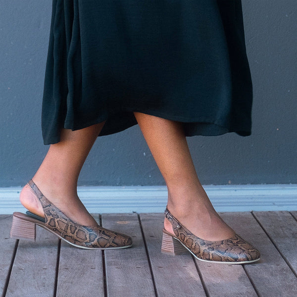 Step Ahead Froggie 12595 Saddle