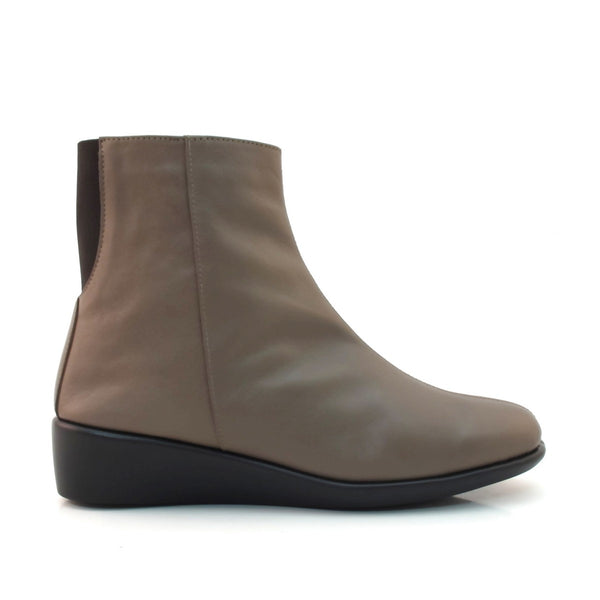 step ahead Pesso Boss Taupe