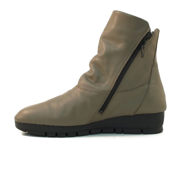 Step Ahead Pesso CID WTaupe