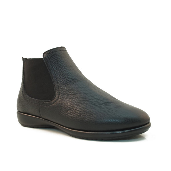 Step Ahead Pesso Dada Black