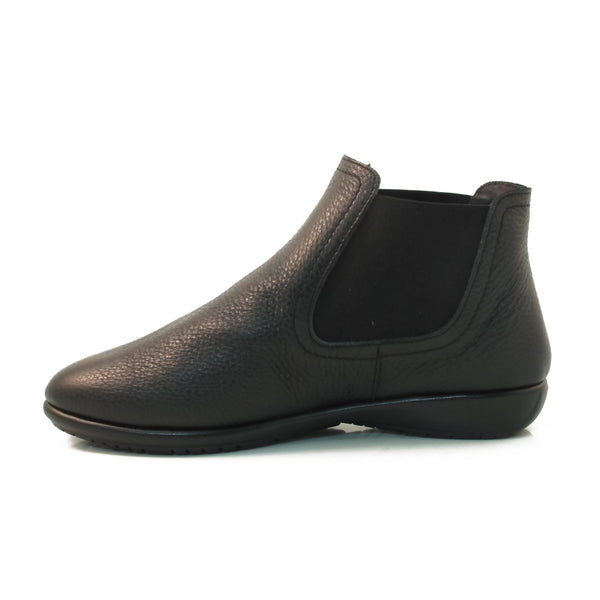 Step Ahead Pesso Dada Black