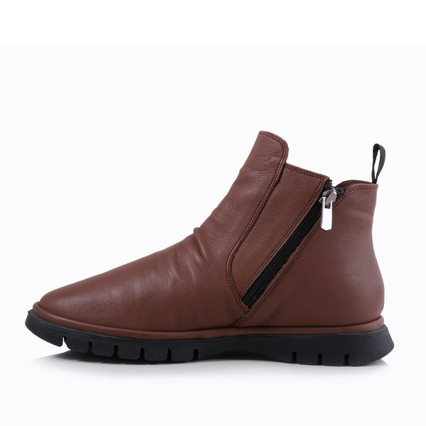 Step Ahead Pesso Maxim Brown