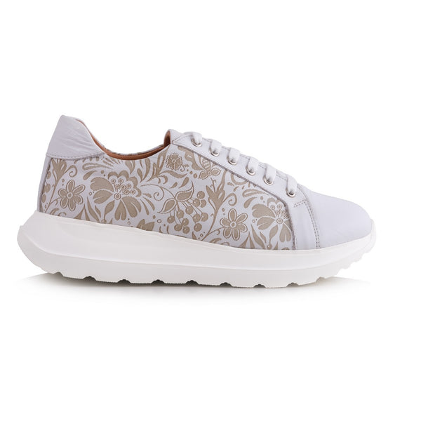 step ahead Pesso Show Star White