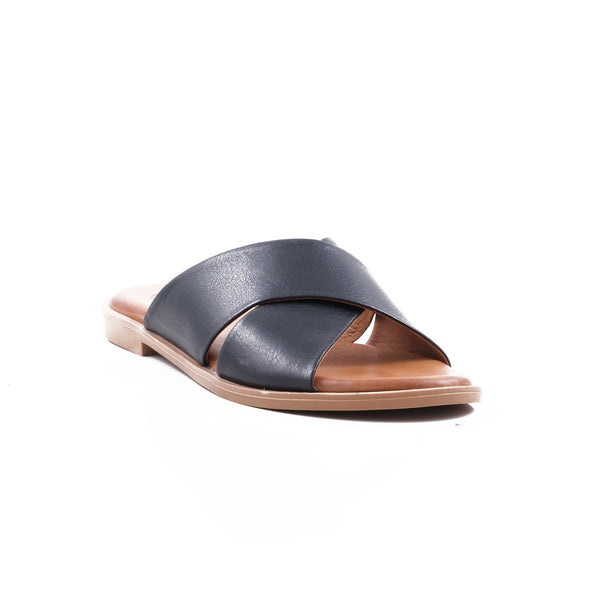 Step Ahead Pesso Slide Black