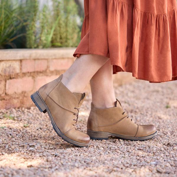 Step Ahead Pesso Sorcerer Camel