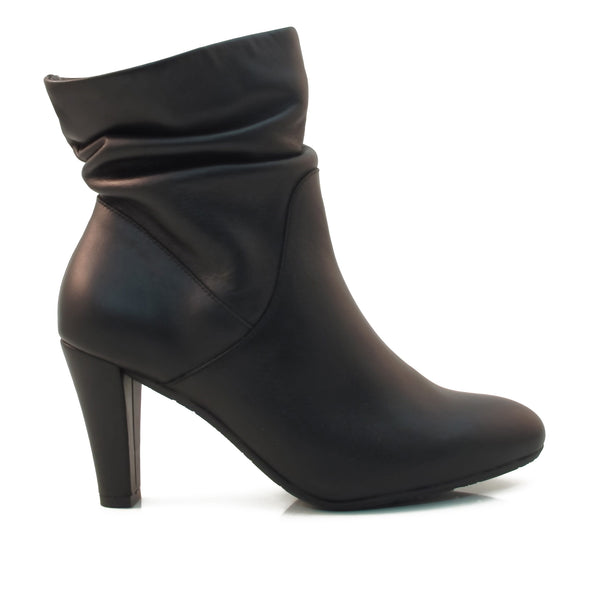 step ahead Pesso Vankish Black