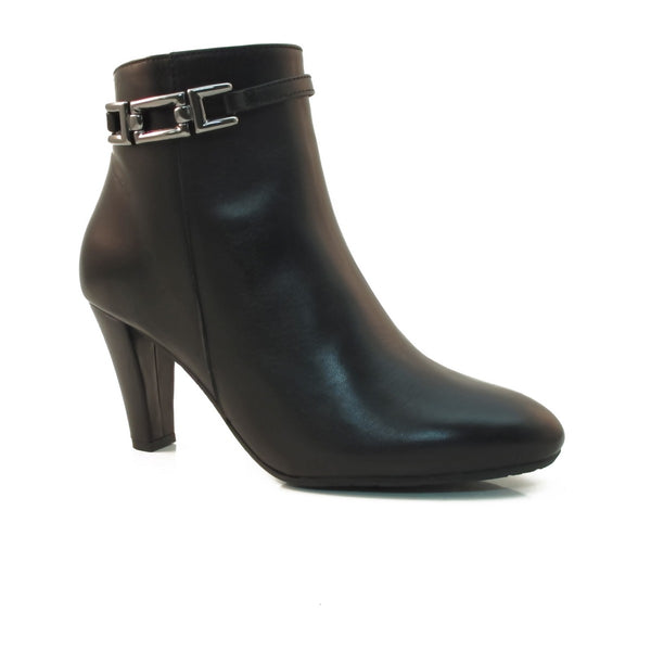 Step Ahead Pesso Vartel Black