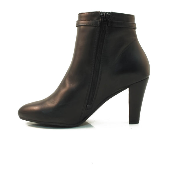 Step Ahead Pesso Vartel Black