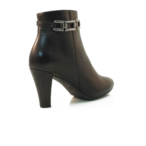 Step Ahead Pesso Vartel Black