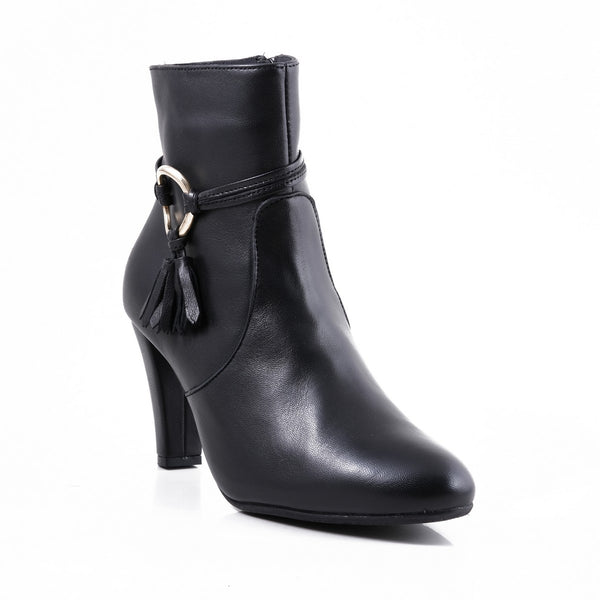 Step Ahead Pesso Vartos Black