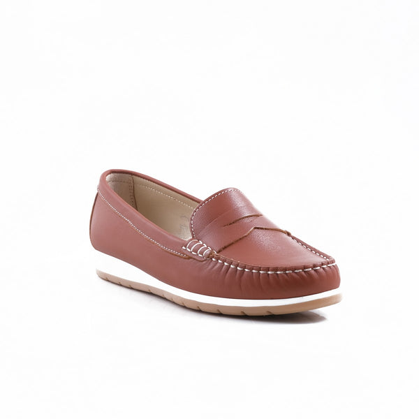 Step Ahead Pesso Wanda Tan