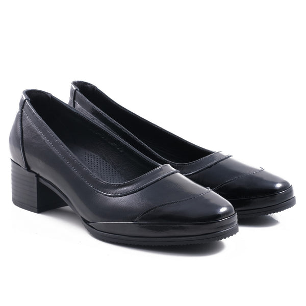Step Ahead Pesso Waxy Black