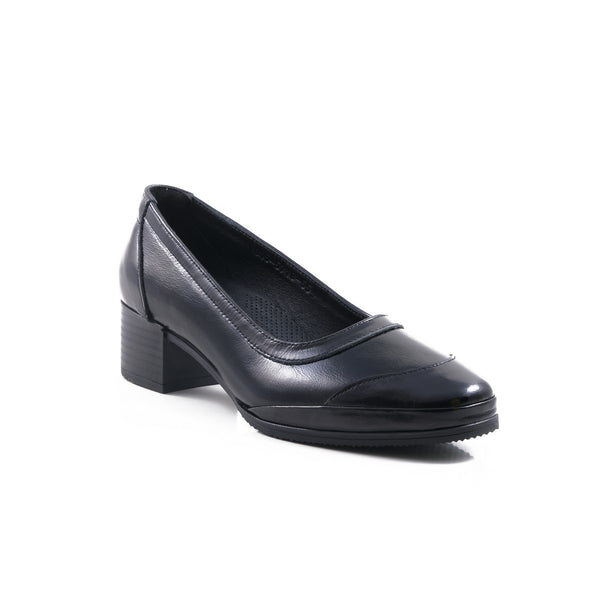 Step Ahead Pesso Waxy Black