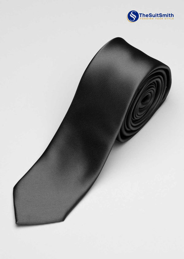 step n style Black Tie