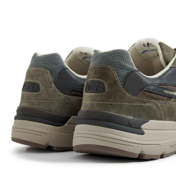 Stepney Workers Club AMIEL S-STRIKE GEO-MERGED WOODLAND