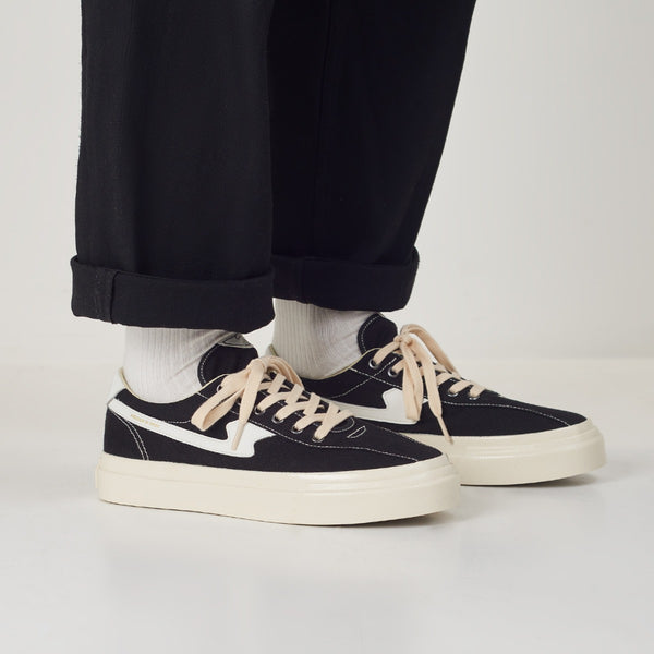 Stepney Workers Club DELLOW S-STRIKE CANVAS BLACK