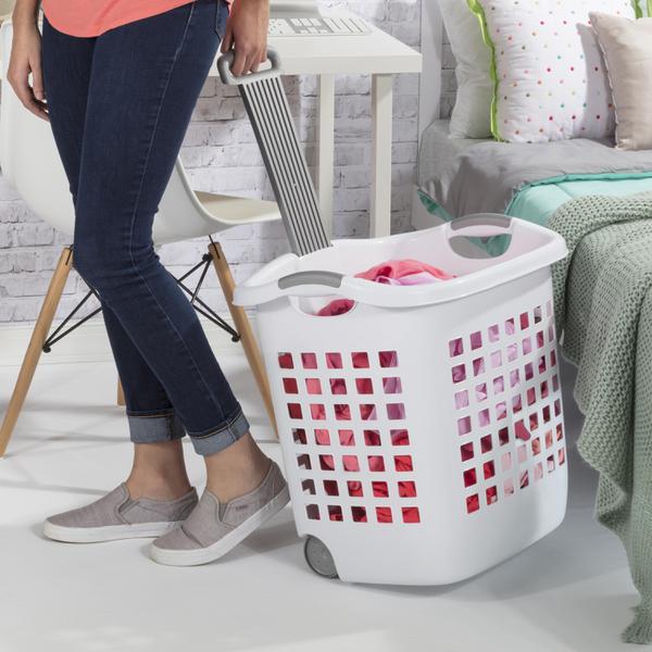 Sterilite 1224 – 1.75 Bushel Ultra™ Wheeled Laundry Basket