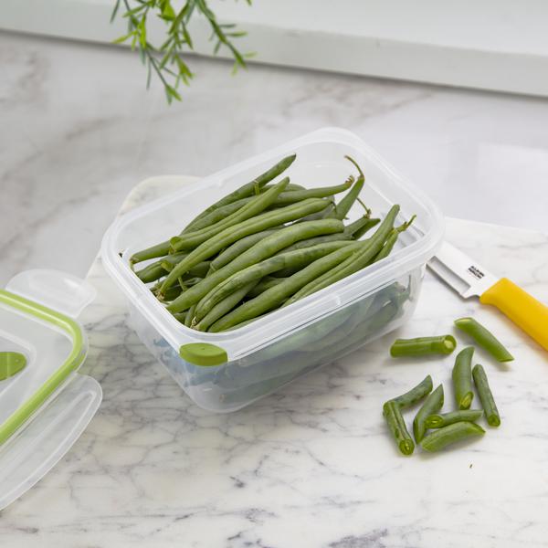 Sterilite 0312 – Ultra•Seal™ 4.5 Cup Rectangle
