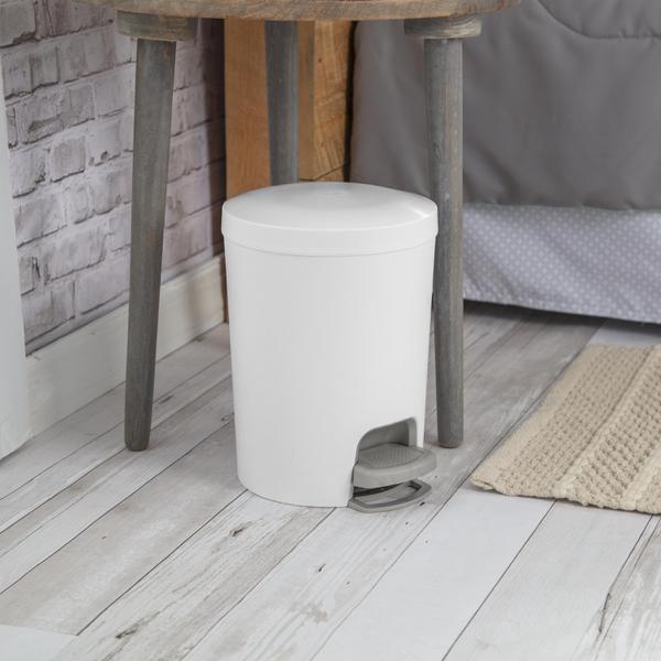 Sterilite 1009 – 1.6 Gal. StepOn Wastebasket