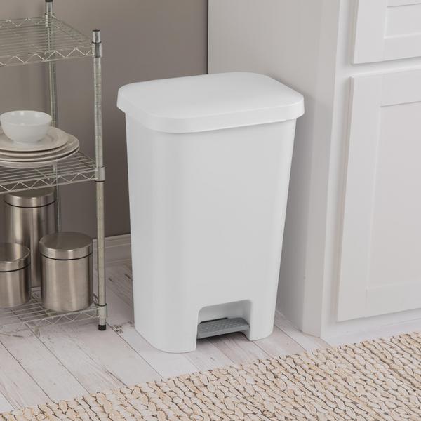 Sterilite 1069 – 11.9 Gal. StepOn Wastebasket