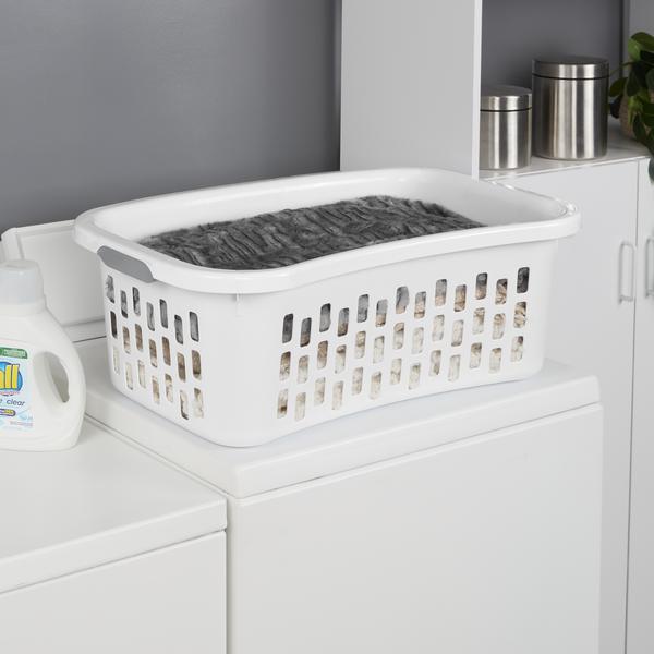 Sterilite 1219 – 1.5 Bushel HipHold Laundry Basket