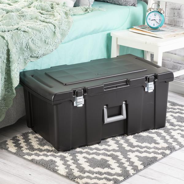 Sterilite 1842 – Footlocker