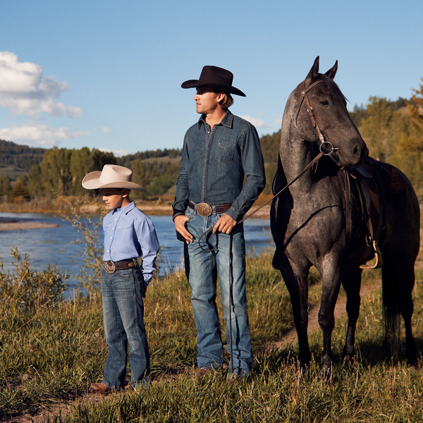 Stetson 1520 Fit Light Wash Jeans With Tacking