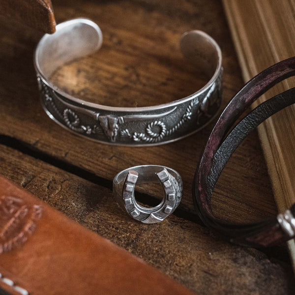 Stetson Horseshoe Ring