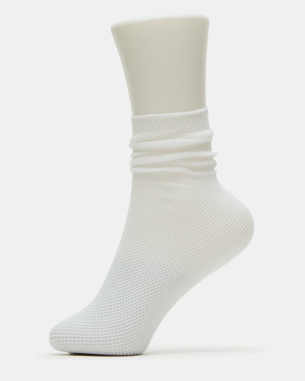 Steve Madden Fishnet Slouchy Crew Socks White FISHNETSLOUCHYCREWSOCKS