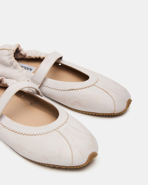 Steve Madden Anaya White Distressed ANAYA