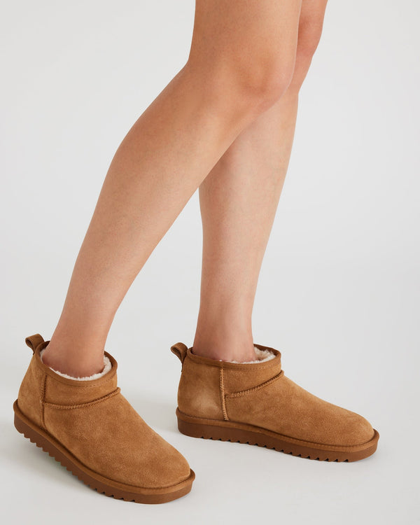 Steve Madden Cabin Tan Suede