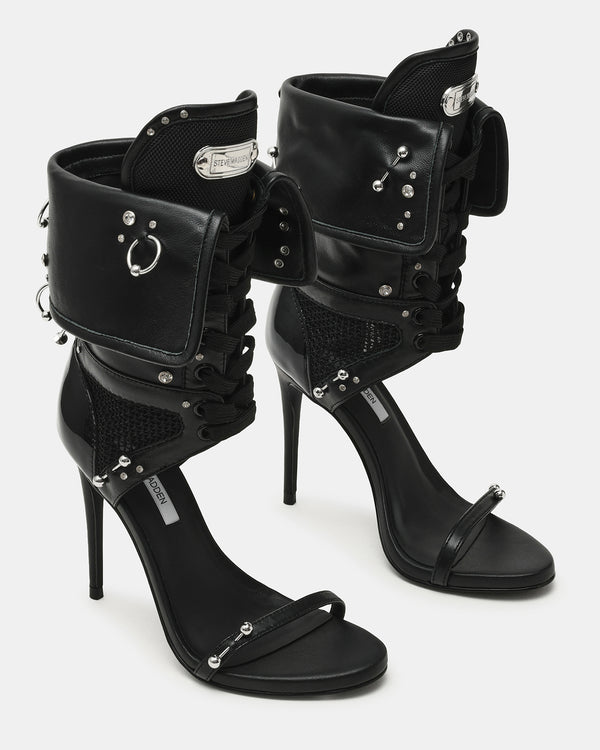 Steve Madden Casella Piercing Black