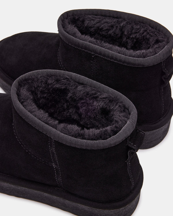 Steve Madden Comfy Black Suede