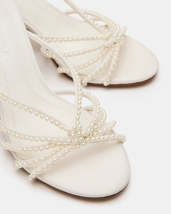 Steve Madden Edna Pearl White