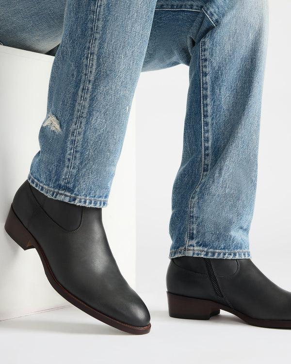 Steve Madden Hendrik Black Leather