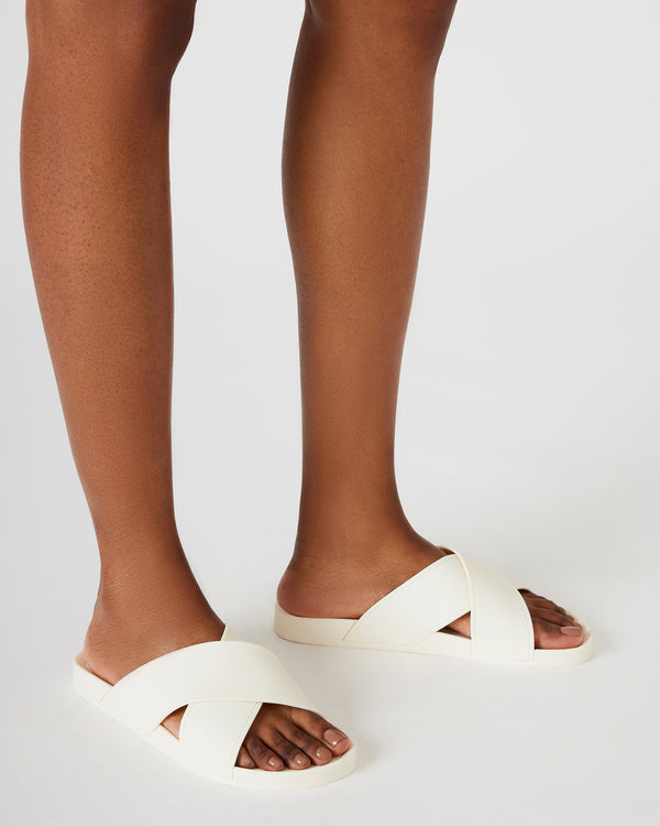 Steve Madden Katelyn Bone