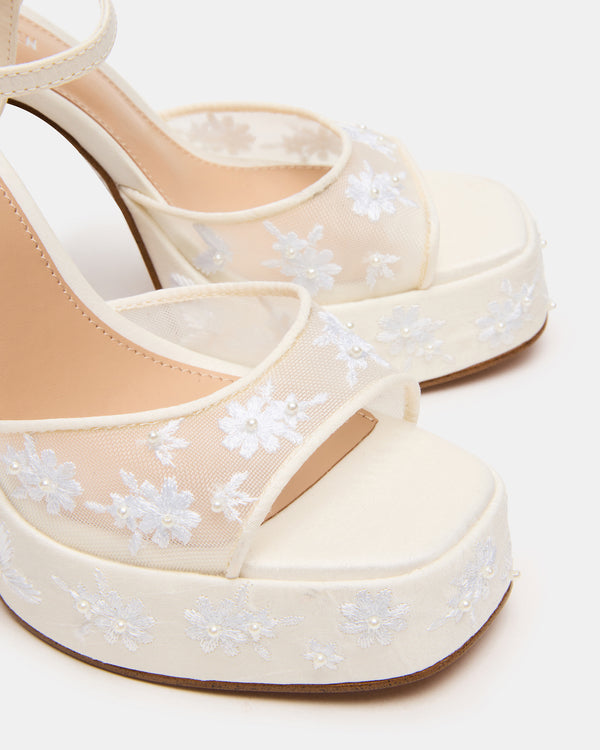 Steve Madden Liandra Embellished White Mesh