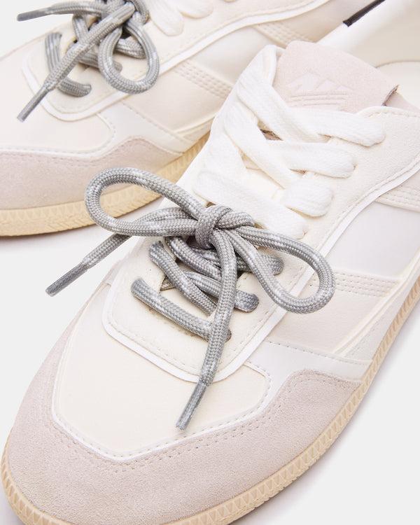 Steve Madden Sporty White SPORTY